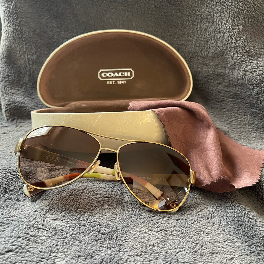 Coach Kristina Aviator Sunglasses w/ case